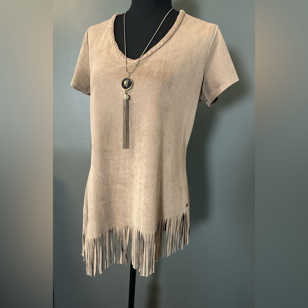 Wrangler Retro Tan Fringe Hem Short Sleeve Top